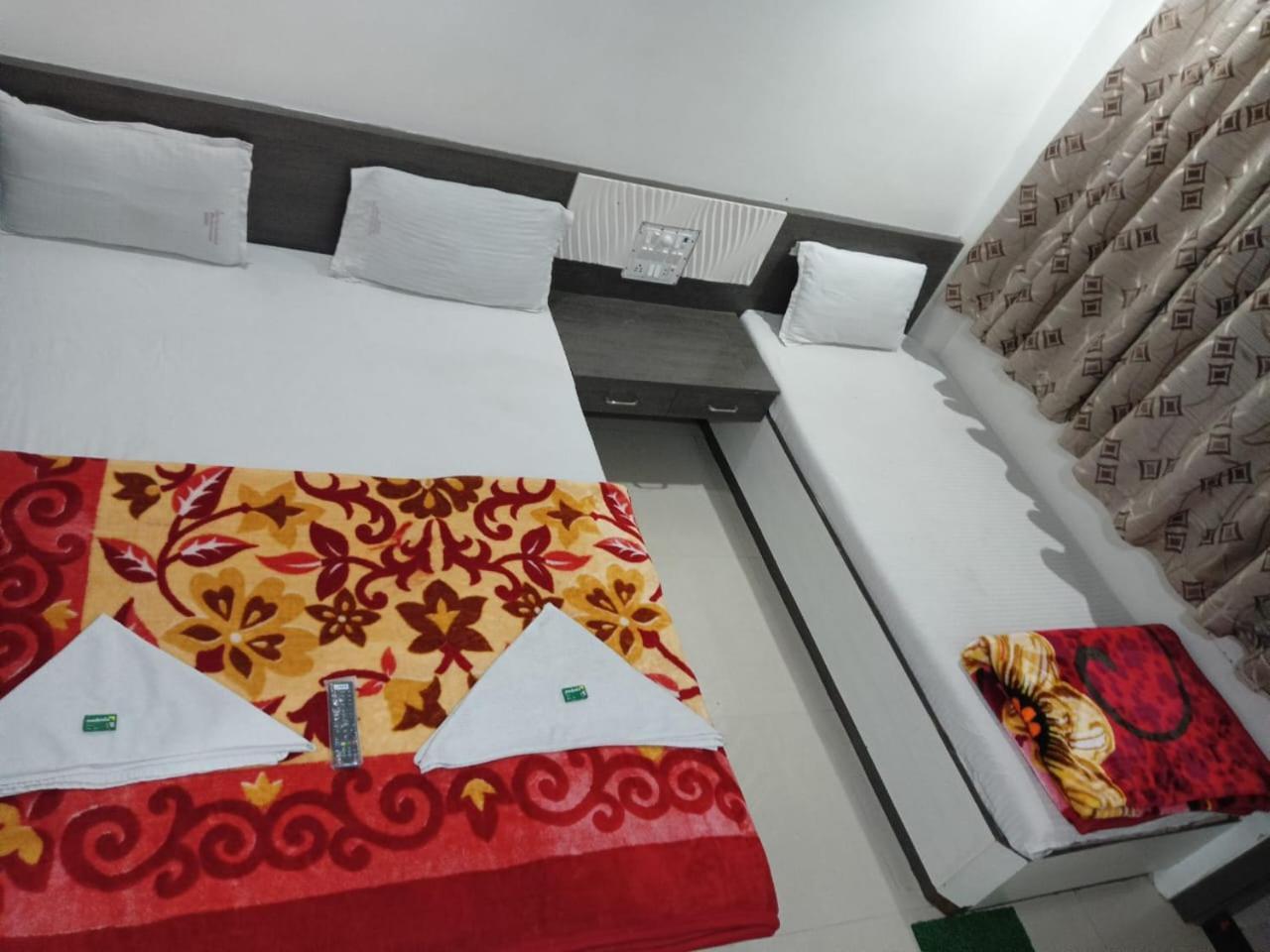 Hotel Shri Sai Darshan Shirdi Zewnętrze zdjęcie